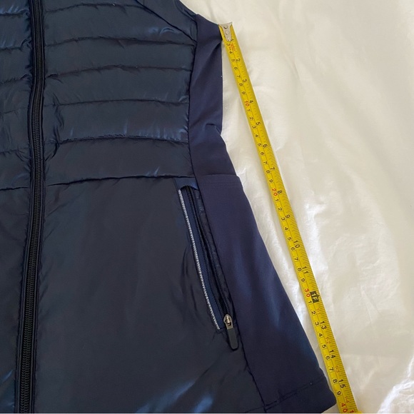 Lululemon Down For A Run Packable Vest II Inkwell Navy 800 Fill Goose Do… - Picture 15 of 16